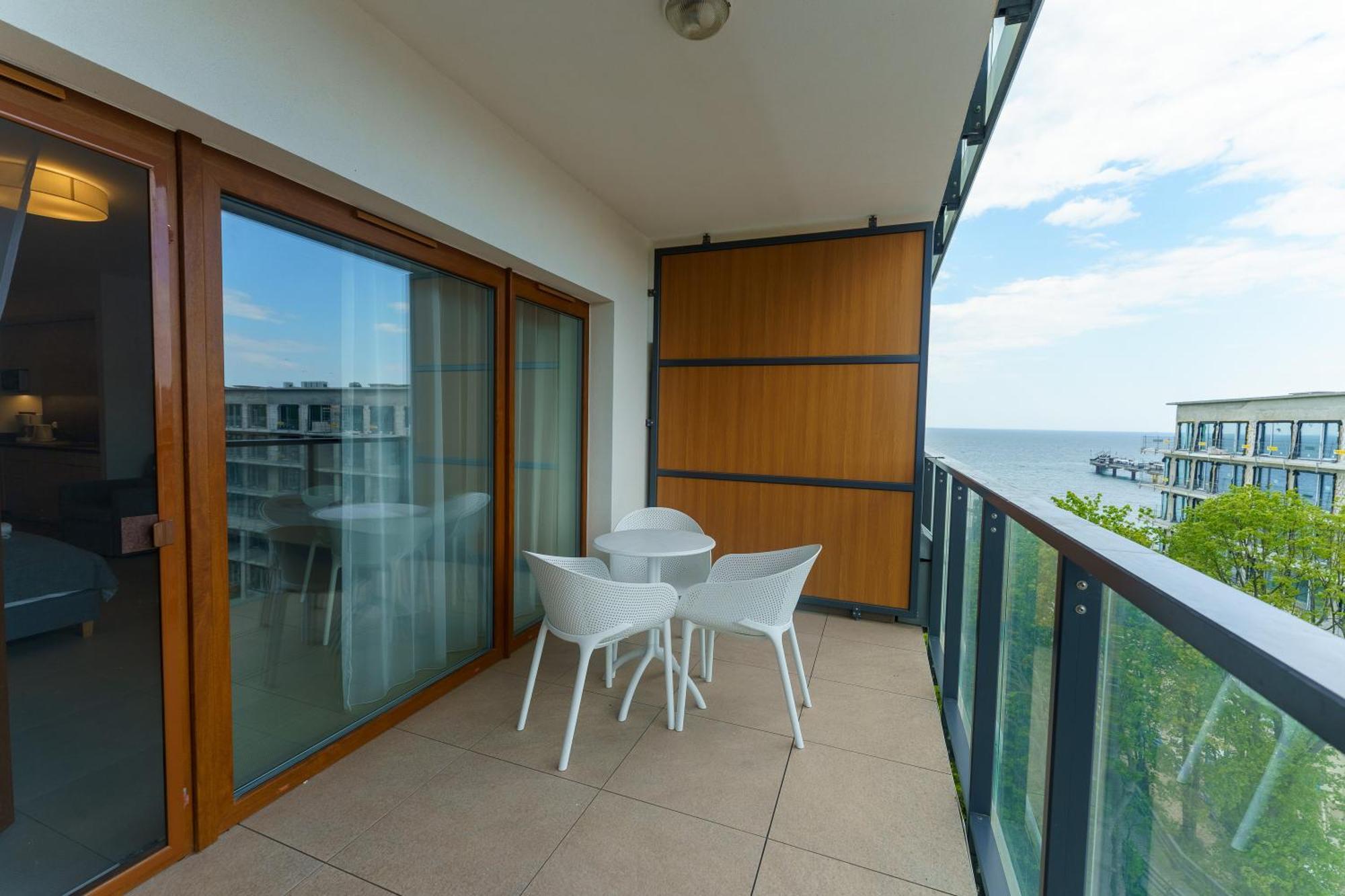 Aquamarina Prima Deluxe Studios With Sea View By Noclegi Renters Miedzyzdroje Luaran gambar
