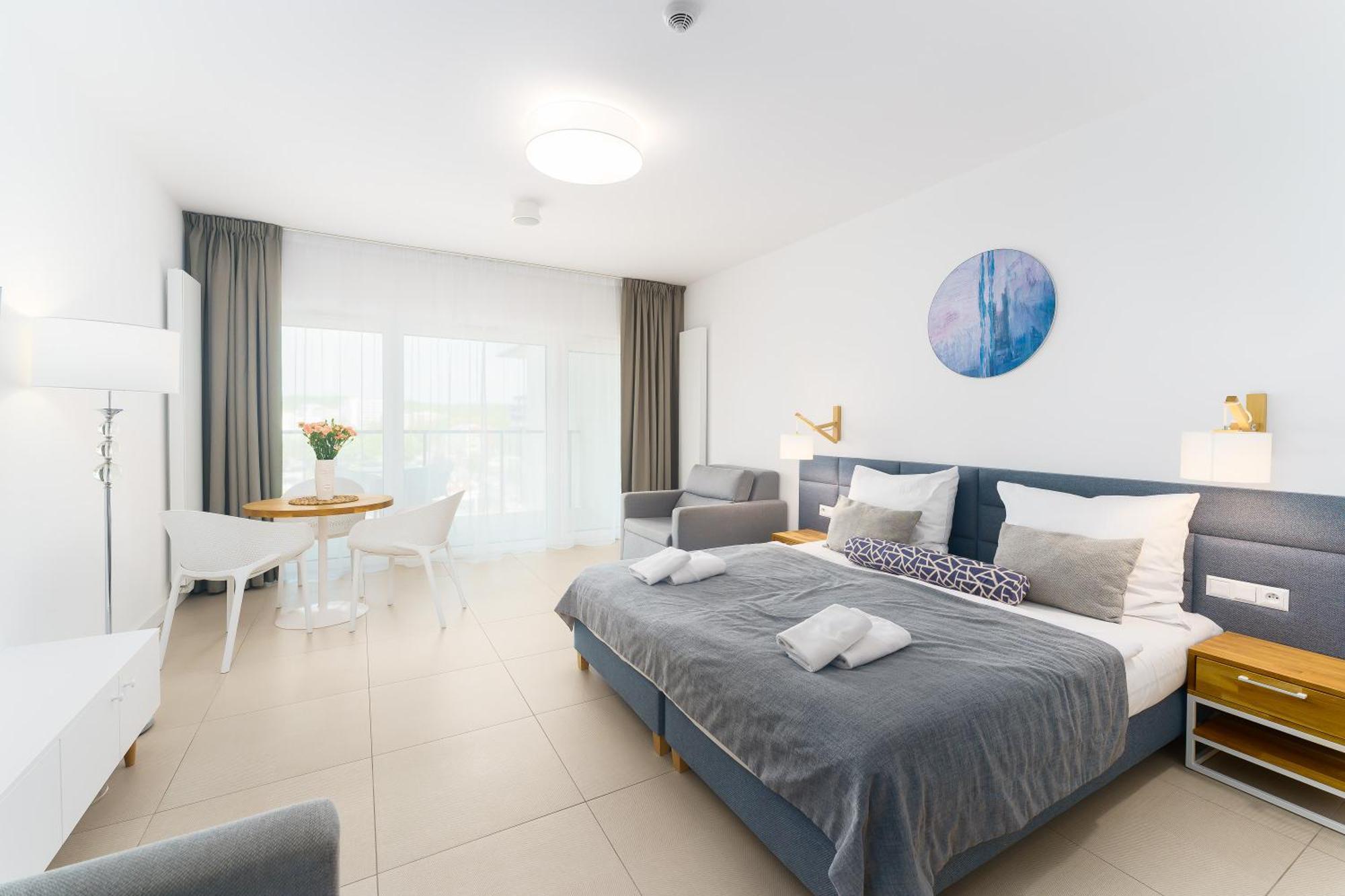 Aquamarina Prima Deluxe Studios With Sea View By Noclegi Renters Miedzyzdroje Luaran gambar