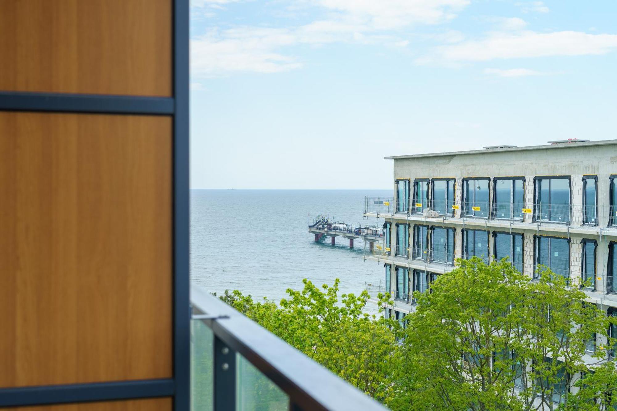 Aquamarina Prima Deluxe Studios With Sea View By Noclegi Renters Miedzyzdroje Luaran gambar